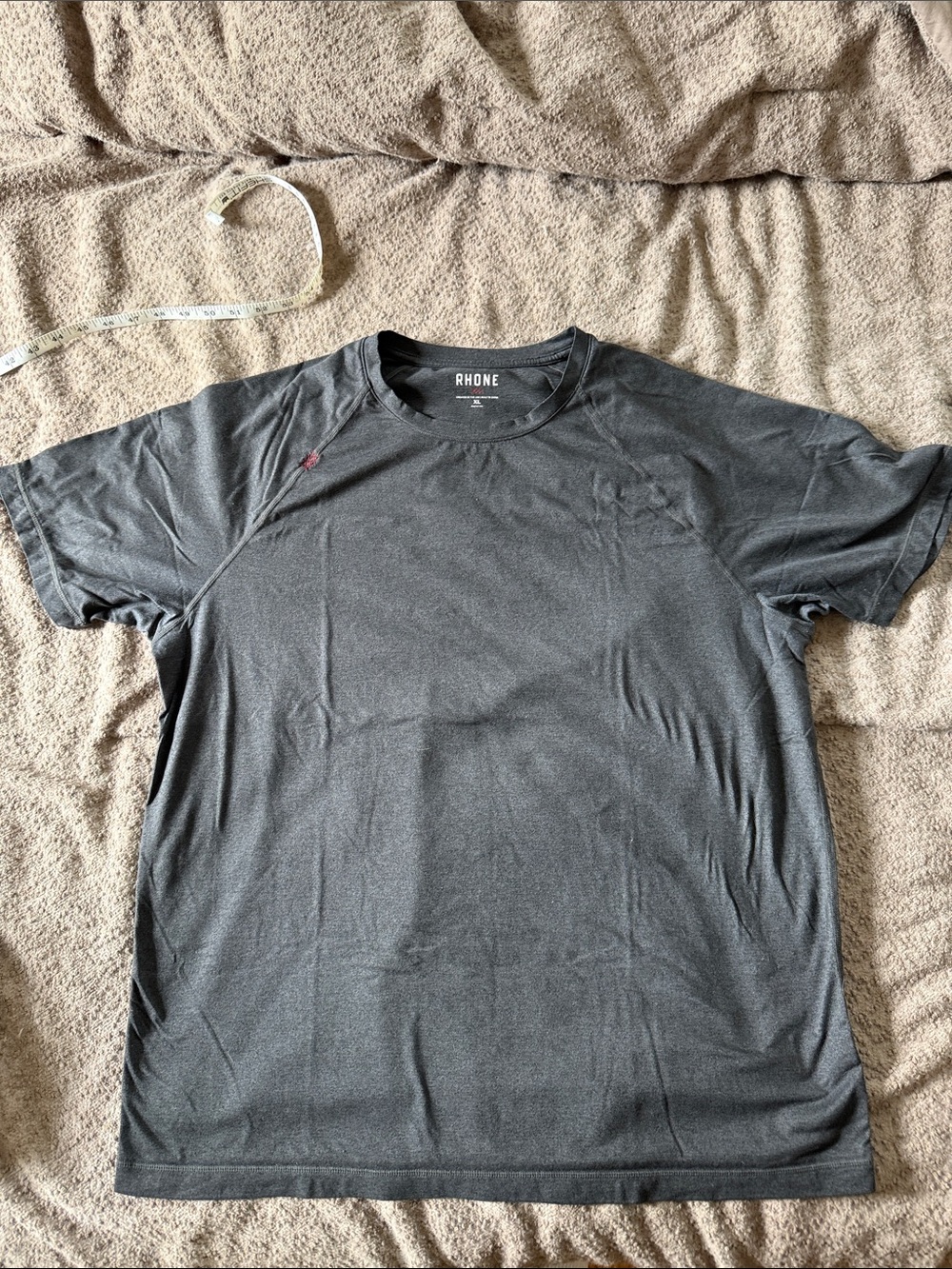 RHONE Men's Short Sleeve Performance Tee - Charcoal Gray
